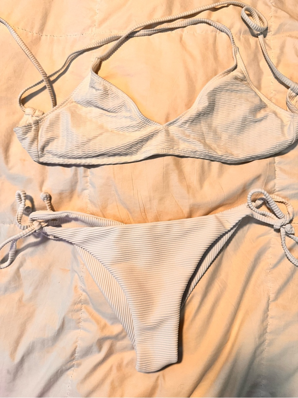 Billabong - White Ribbed Tie-Side Bikini Set -